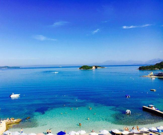 Vila Ademi Ksamil Exteriér fotografie