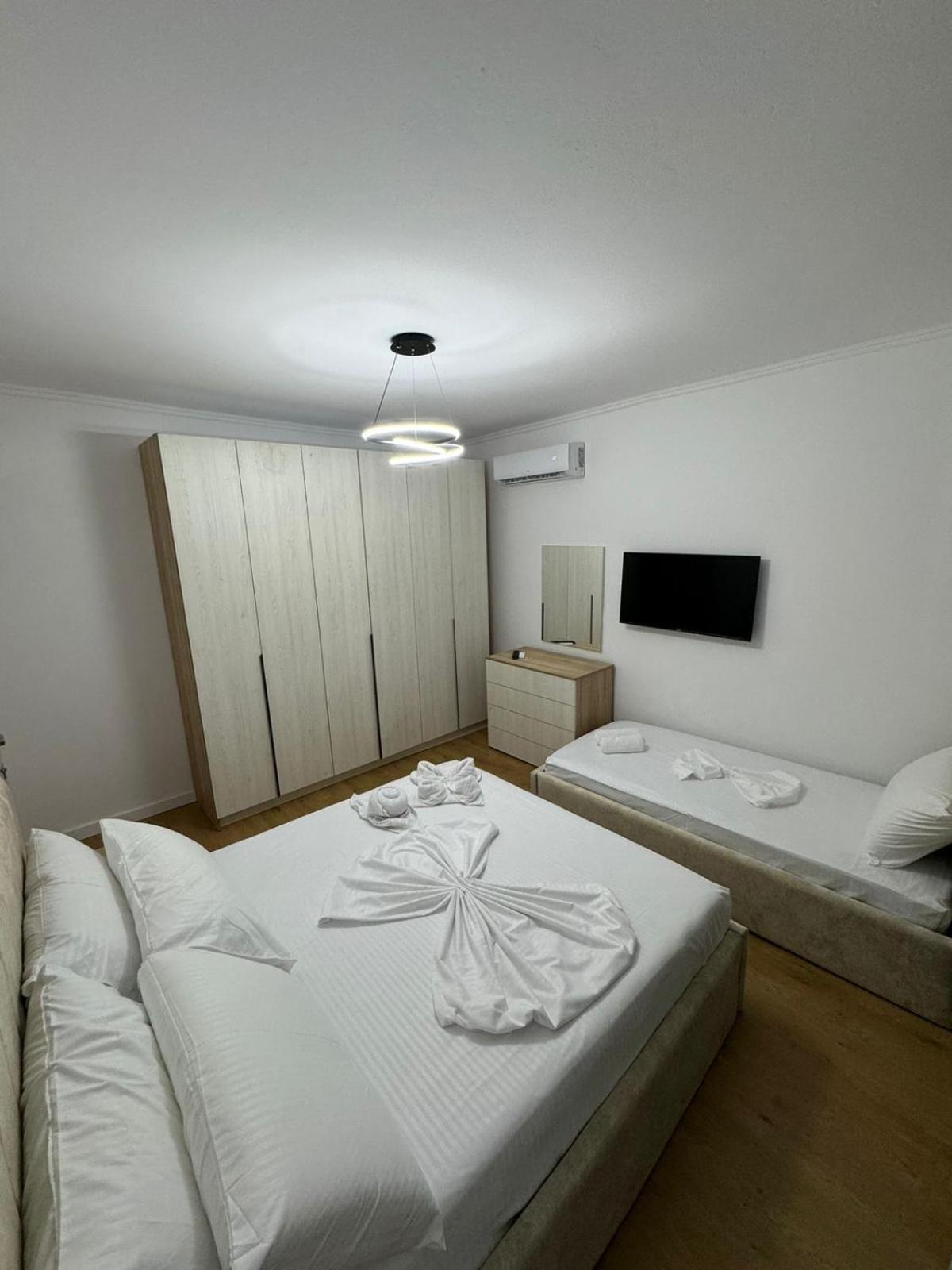 Vila Ademi Ksamil Exteriér fotografie