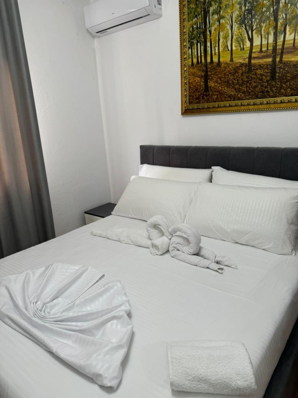 Vila Ademi Ksamil Exteriér fotografie