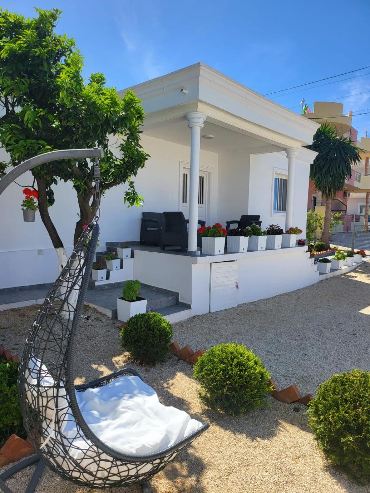 Vila Ademi Ksamil Exteriér fotografie